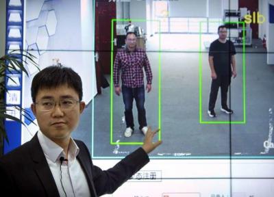 توسعه فناوری گام شناس برای تشخیص هویت افراد در خیابان توسط چینی ها